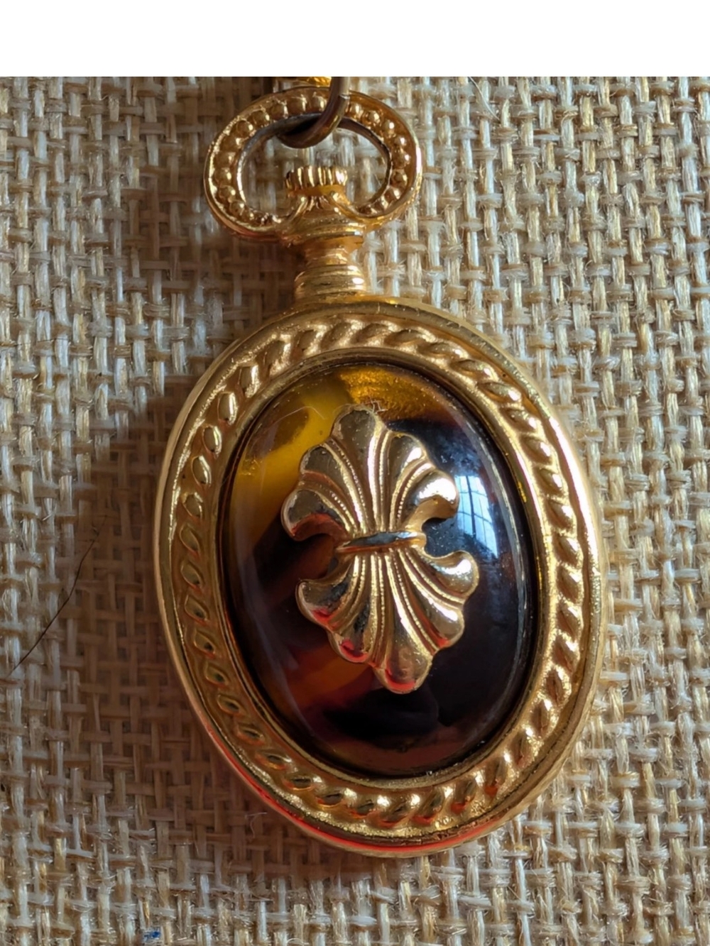 Vintage Ben-Amun Signed Etruscan Pendant Necklace – Pristine Condition